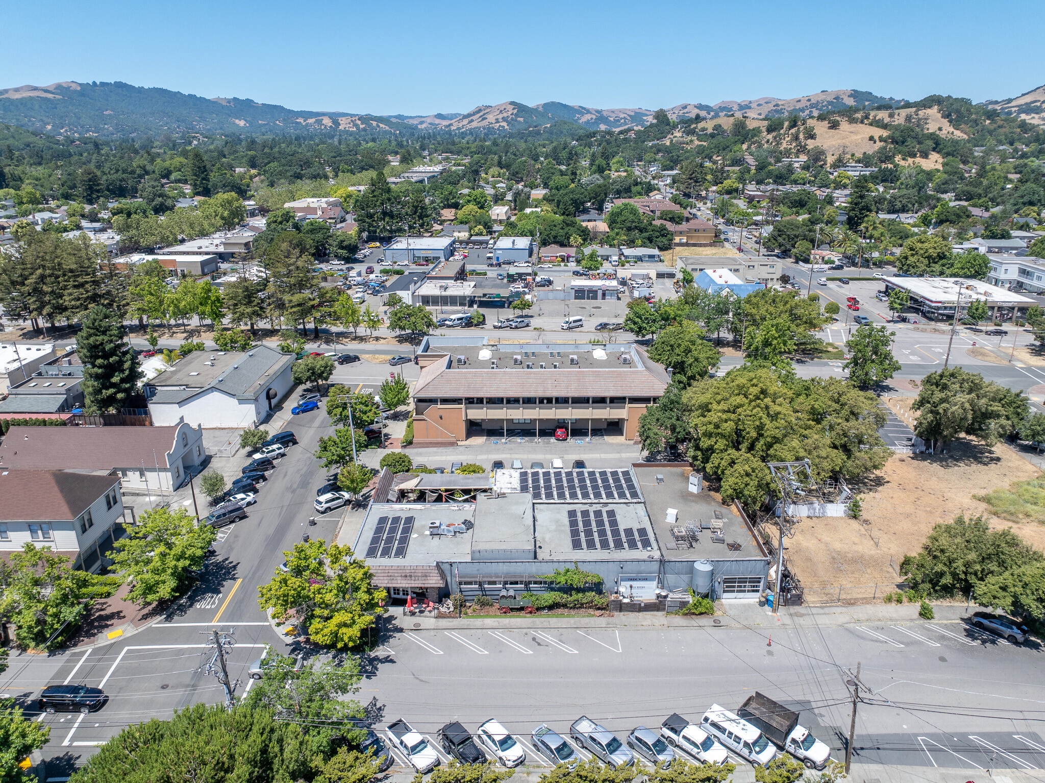 1026 Machin Ave, Novato, CA for Sale