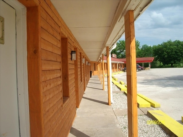 701 N National Ave, Fort Scott, KS for Sale