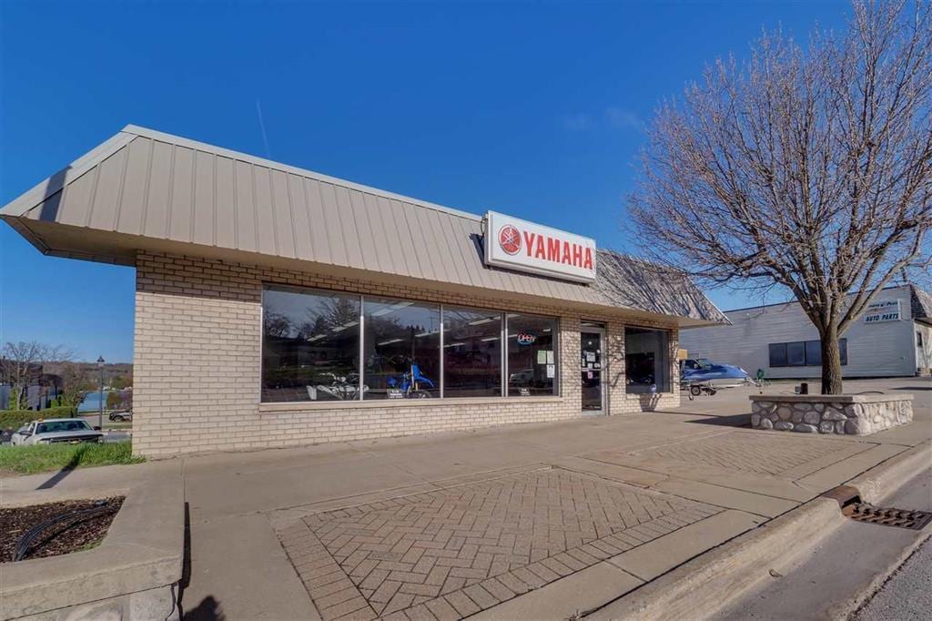 215 Main St East Jordan, MI 49727 Retail Property for Sale on