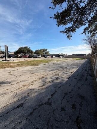 Universal City, TX Commercial Land - 890 Coronado Blvd