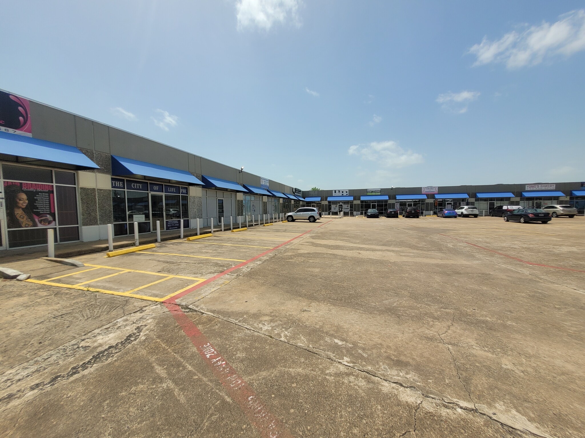 14555-14589 Main St, Houston, TX for Rent
