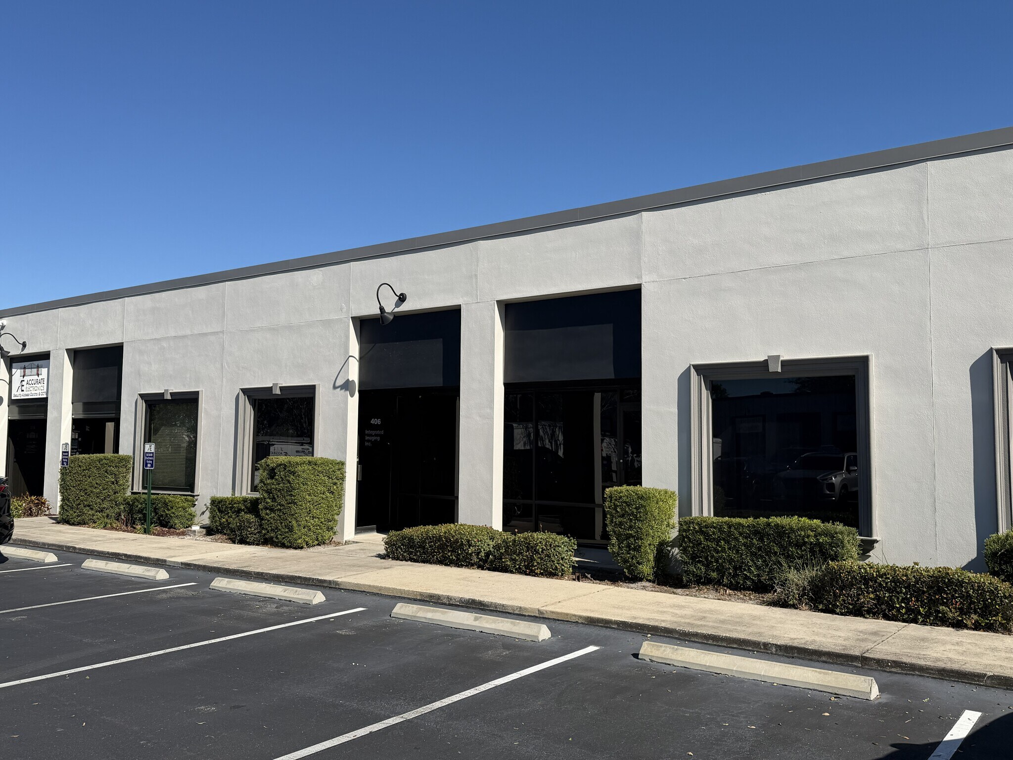 9225 Ulmerton Rd, Largo, FL for Sale