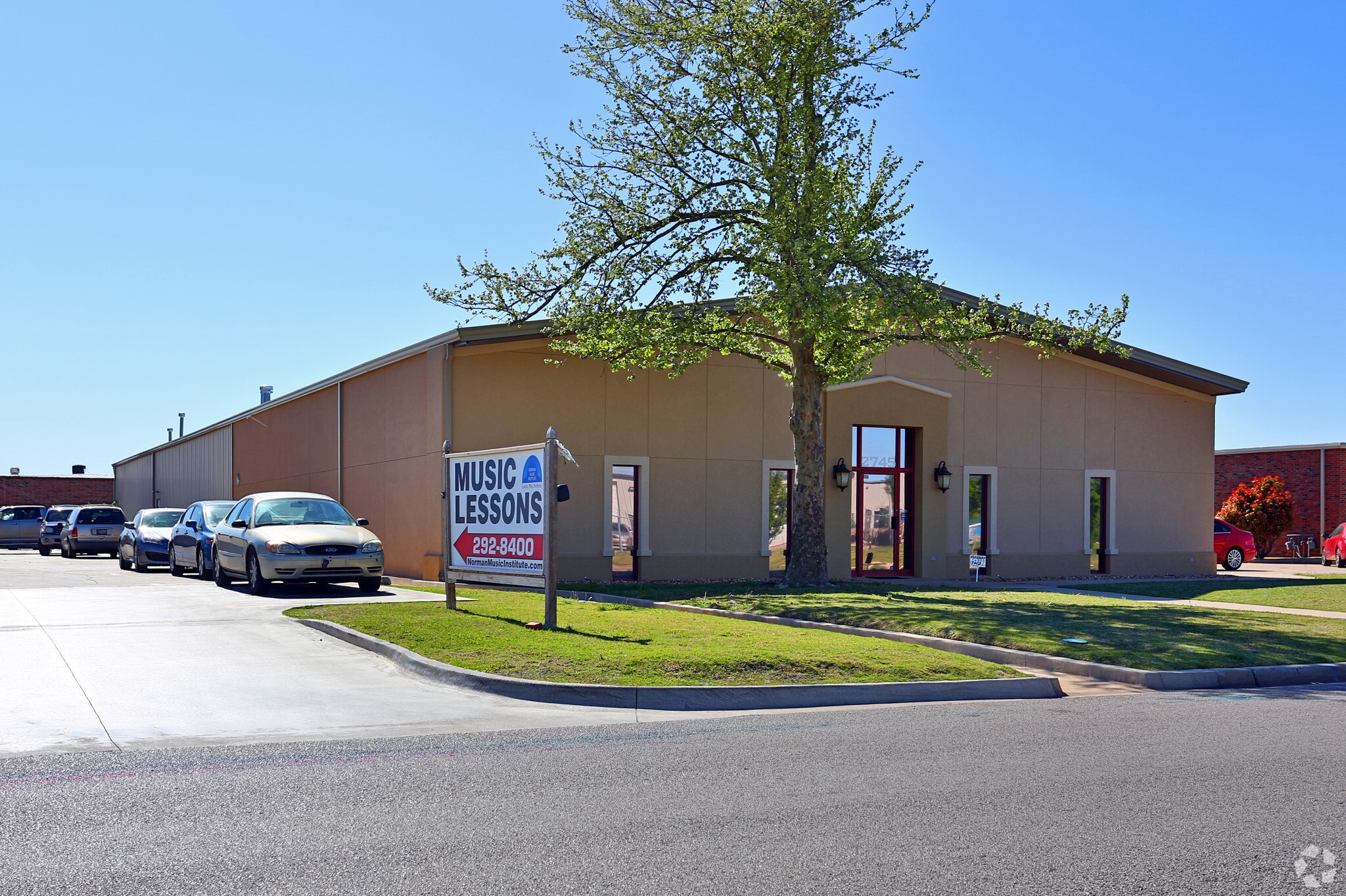 2745 Broce Dr, Norman, OK for Rent