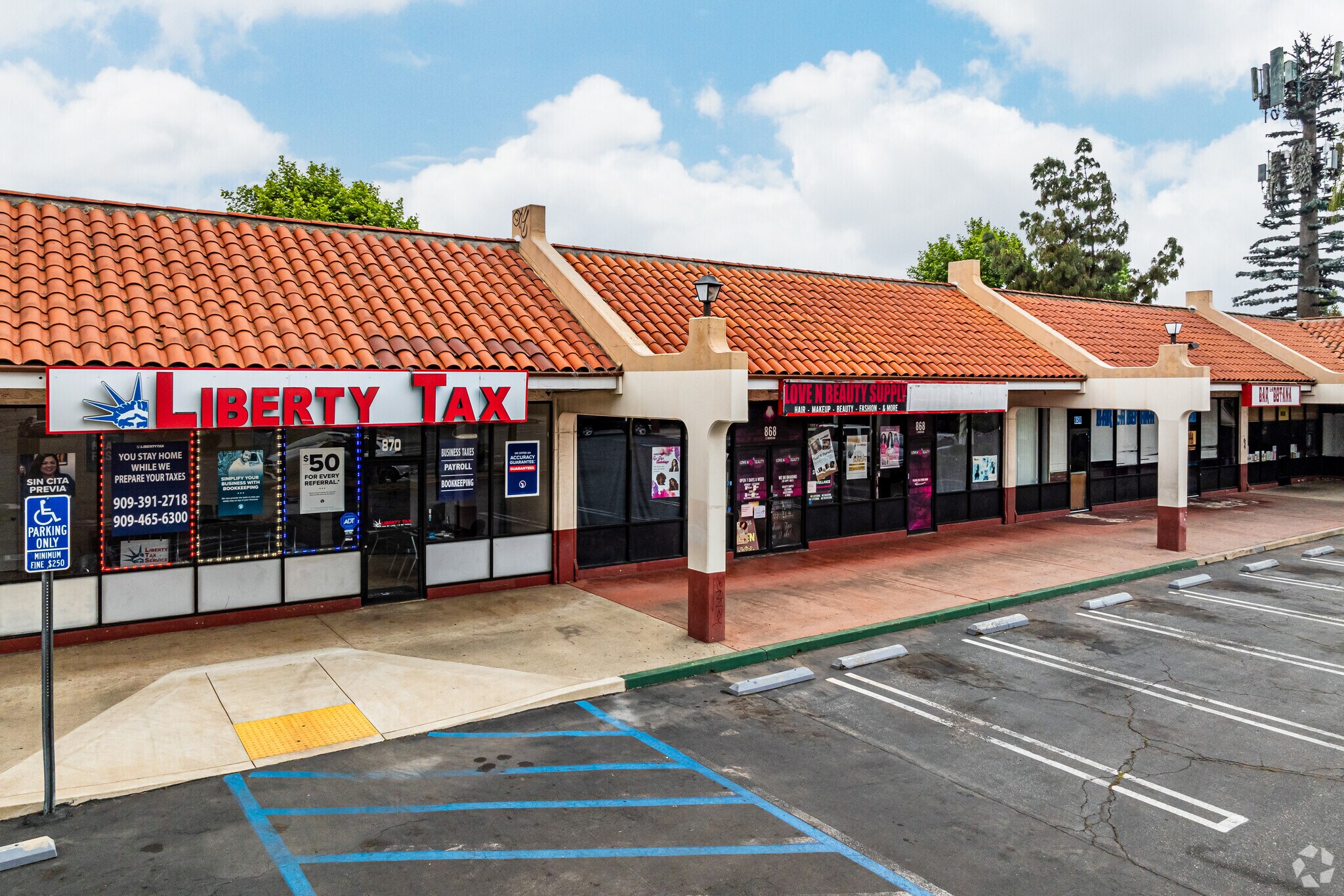 800-870 S Mountain Ave, Ontario, CA for Rent