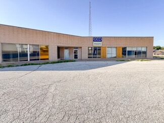 Odessa, TX Retail - 305 E University Blvd