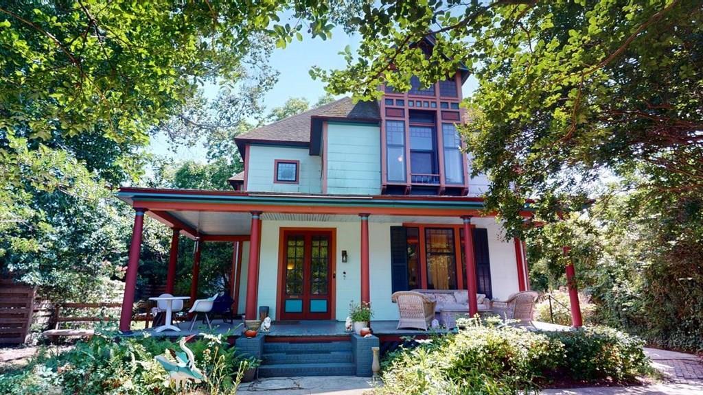 58 Market St, Onancock, VA for Sale