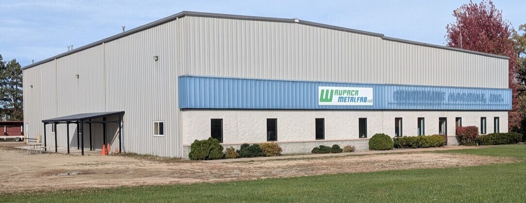 195 Wendt Dr, Waupaca, WI for Sale