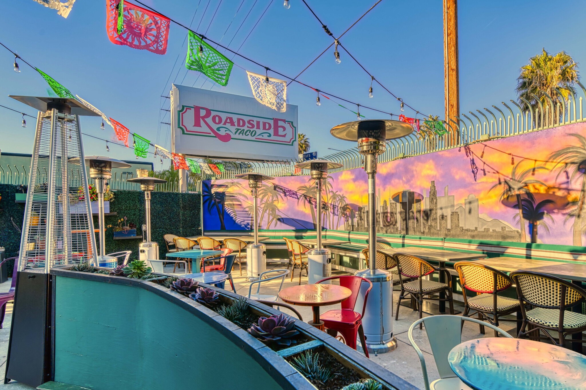 10628 Ventura Blvd, Studio City, CA for Rent