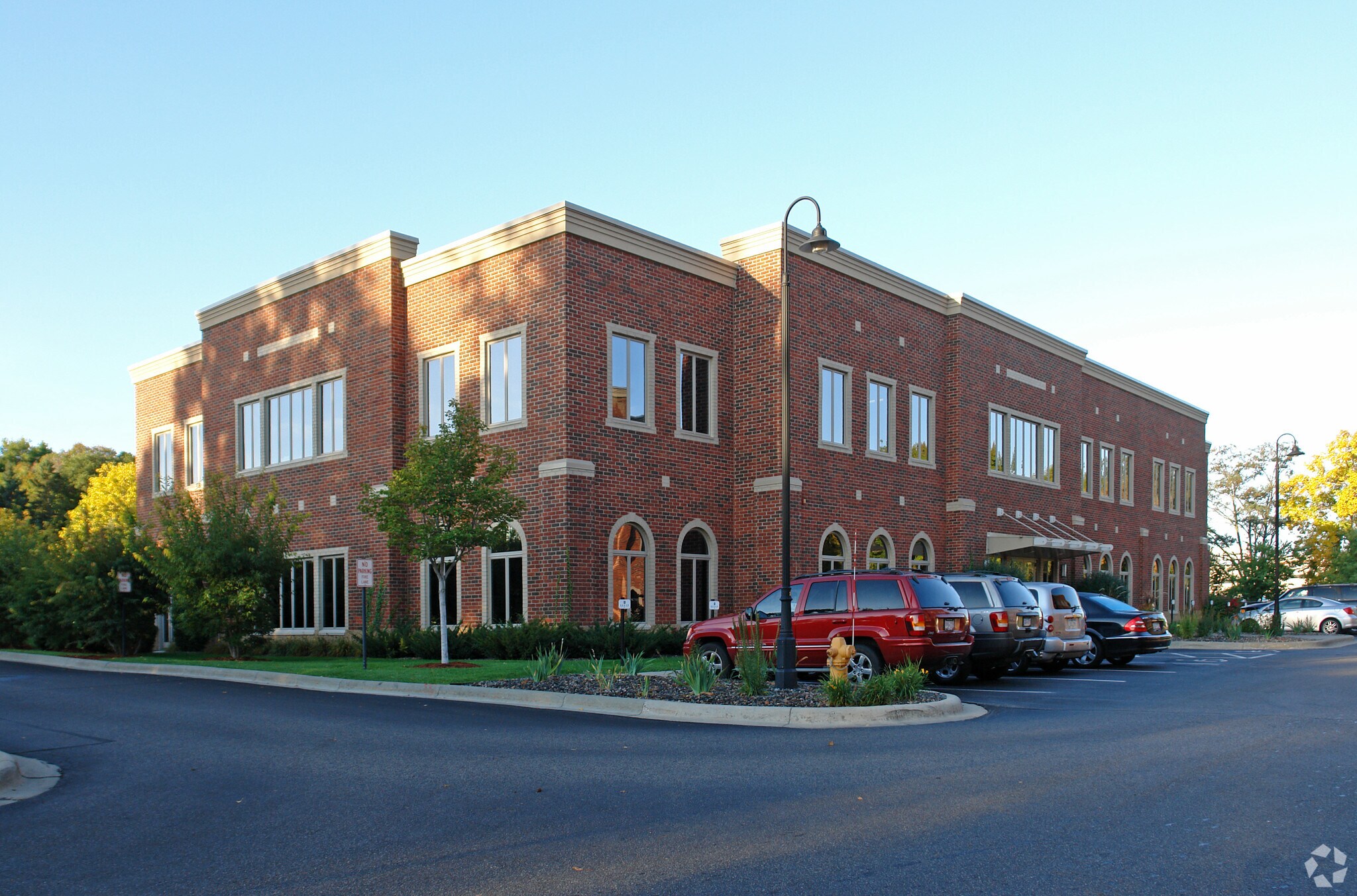 1903 E Wayzata Blvd Wayzata, MN 55391 Office Property for Lease on