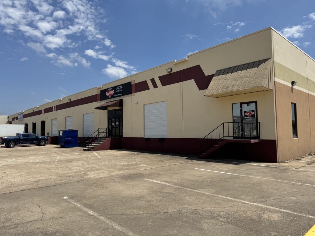 6500 Midway Rd, Haltom City, TX for Rent