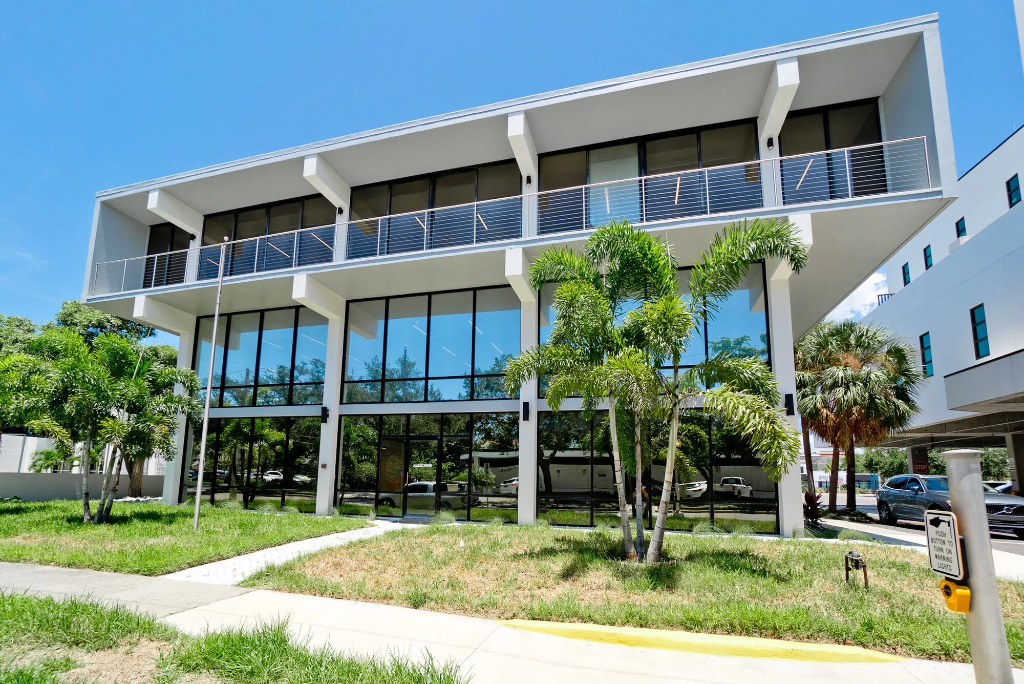 1551 2nd St, Sarasota, FL for Sale