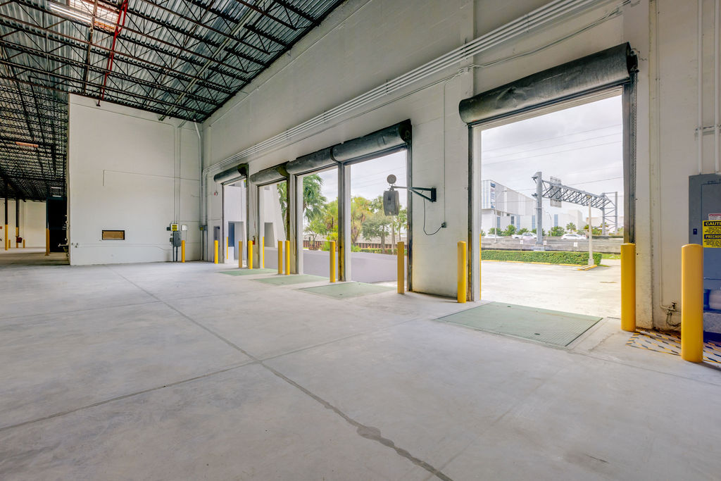 2875 NW 77th Ave, Miami, FL for Rent