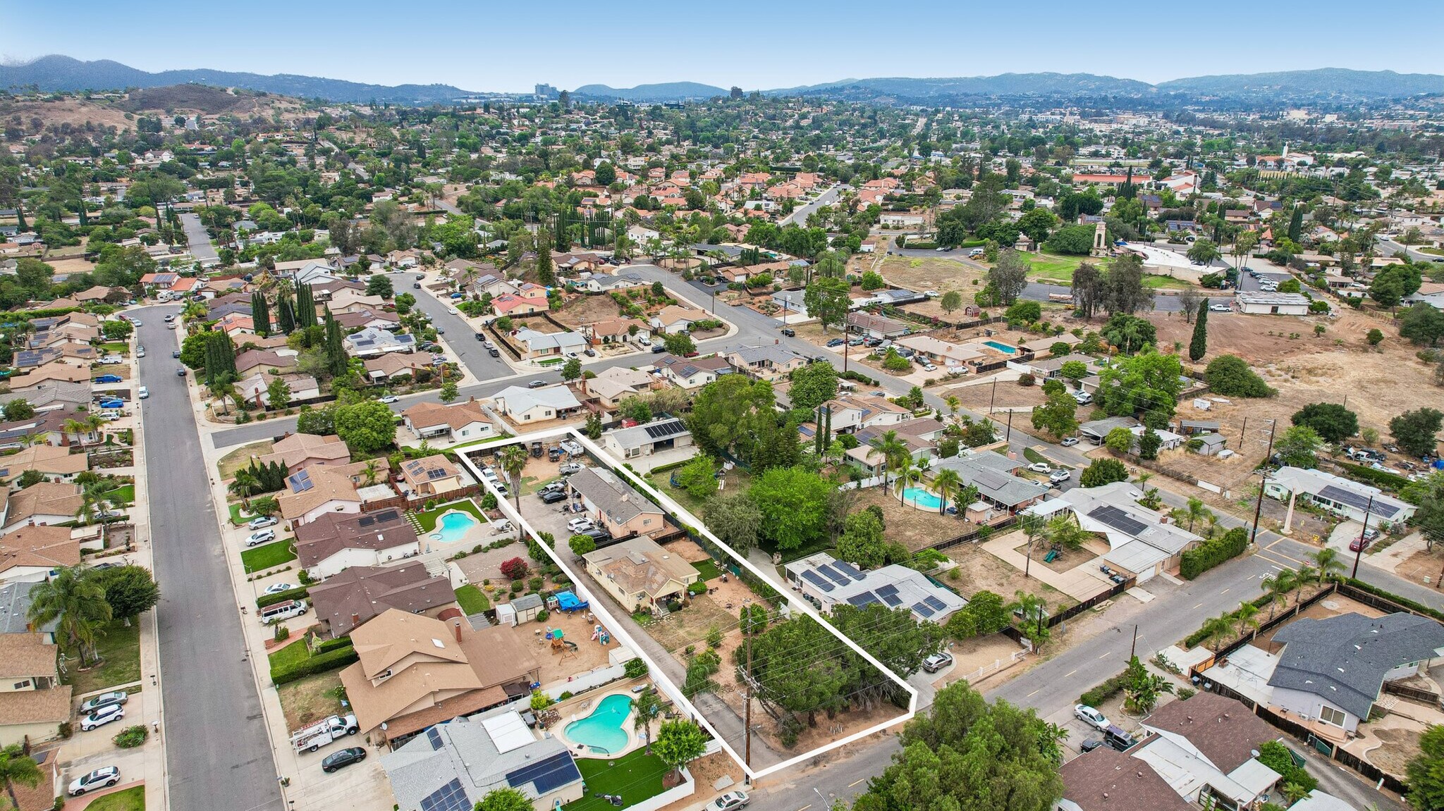1935 Miller Ave, Escondido, CA for Sale