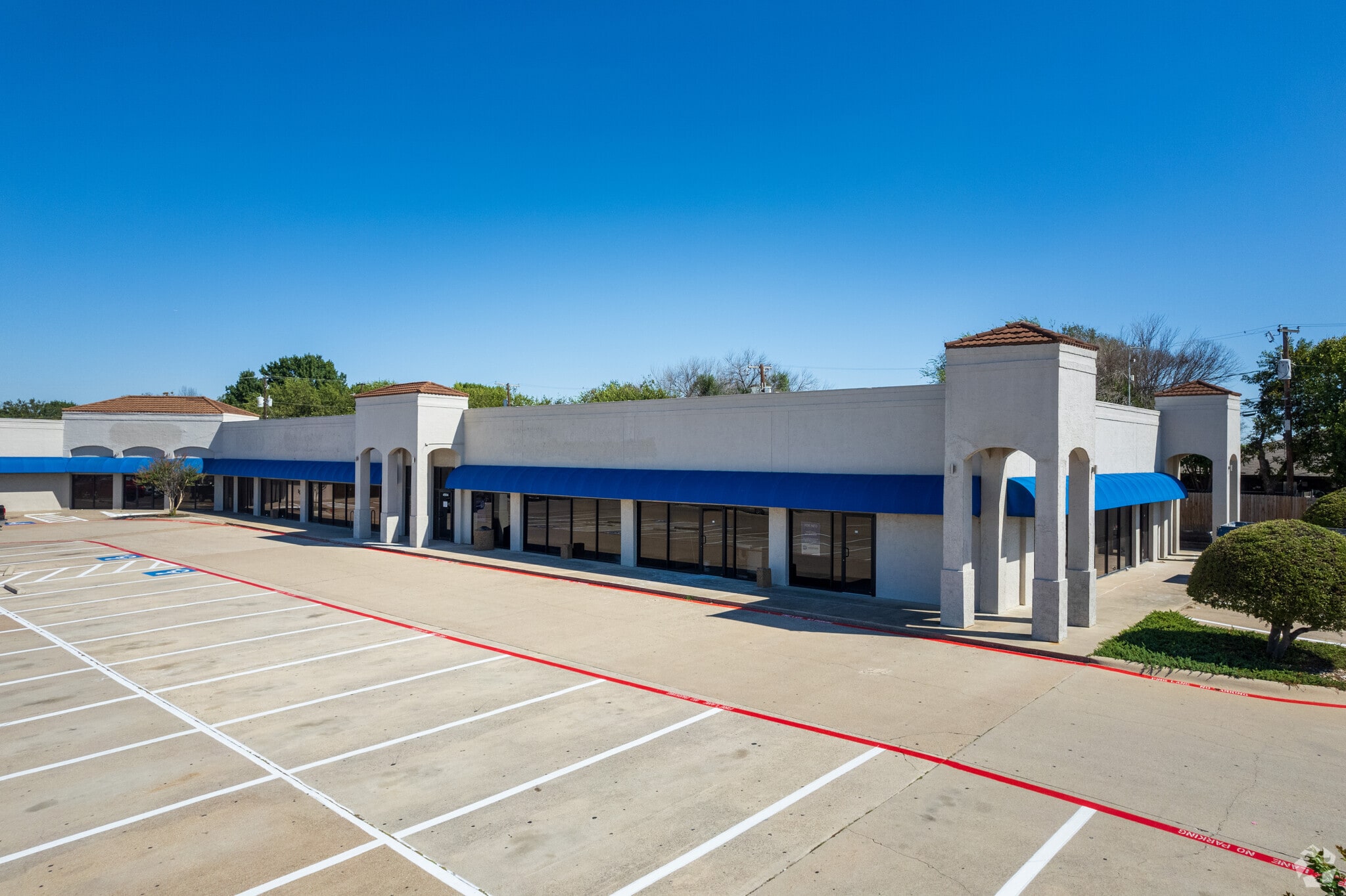 4504 Boat Club Rd, Fort Worth, TX for Sale