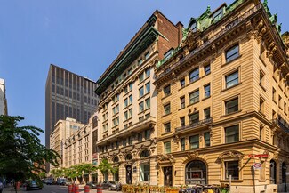 Montréal, QC Coworking Space - 240 Rue Saint-Jacques