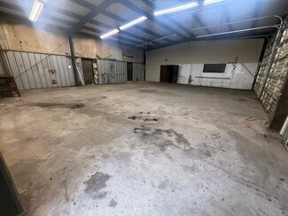Lancaster, SC Office/Retail, Industrial - 2419-2423 Pineview Dr