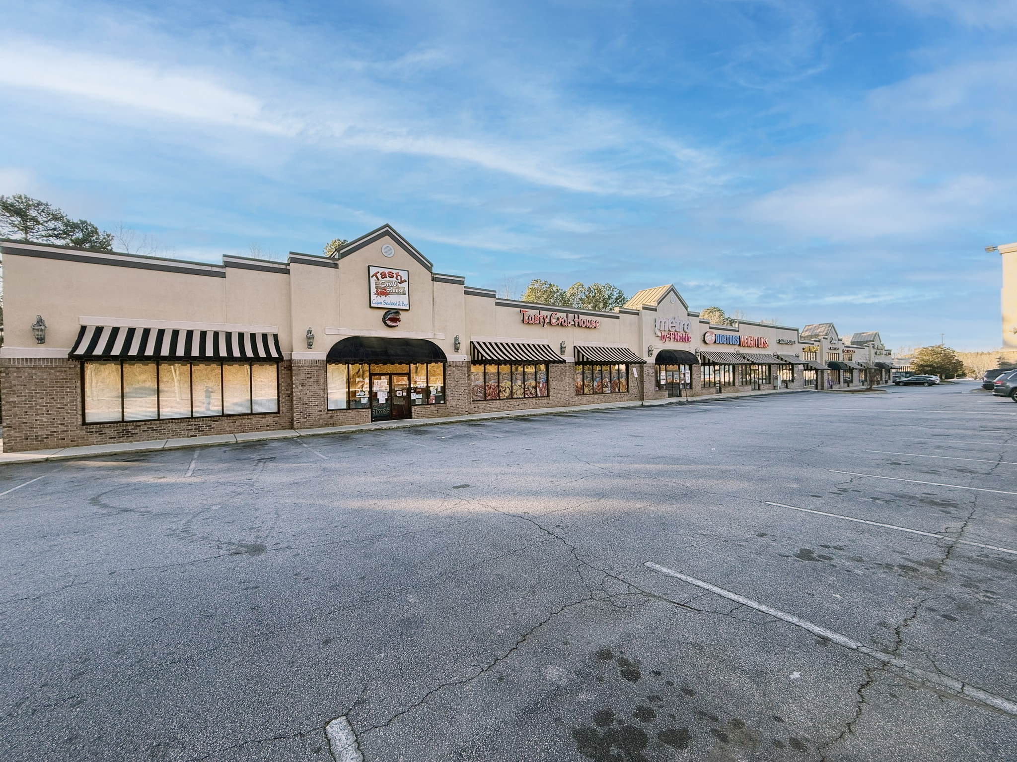 6880 Douglas Blvd, Douglasville, GA for Rent