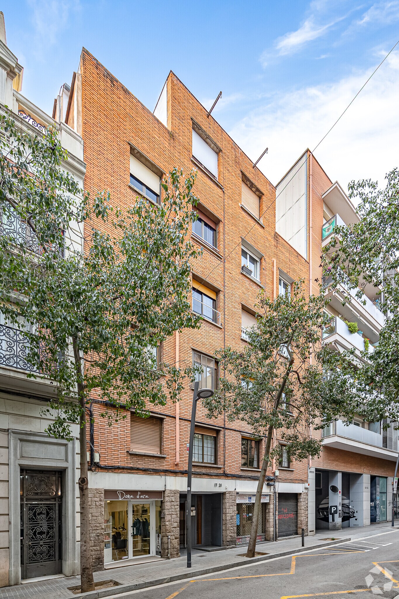 17 Carrer De Galileu, Barcelona, BAR for Sale