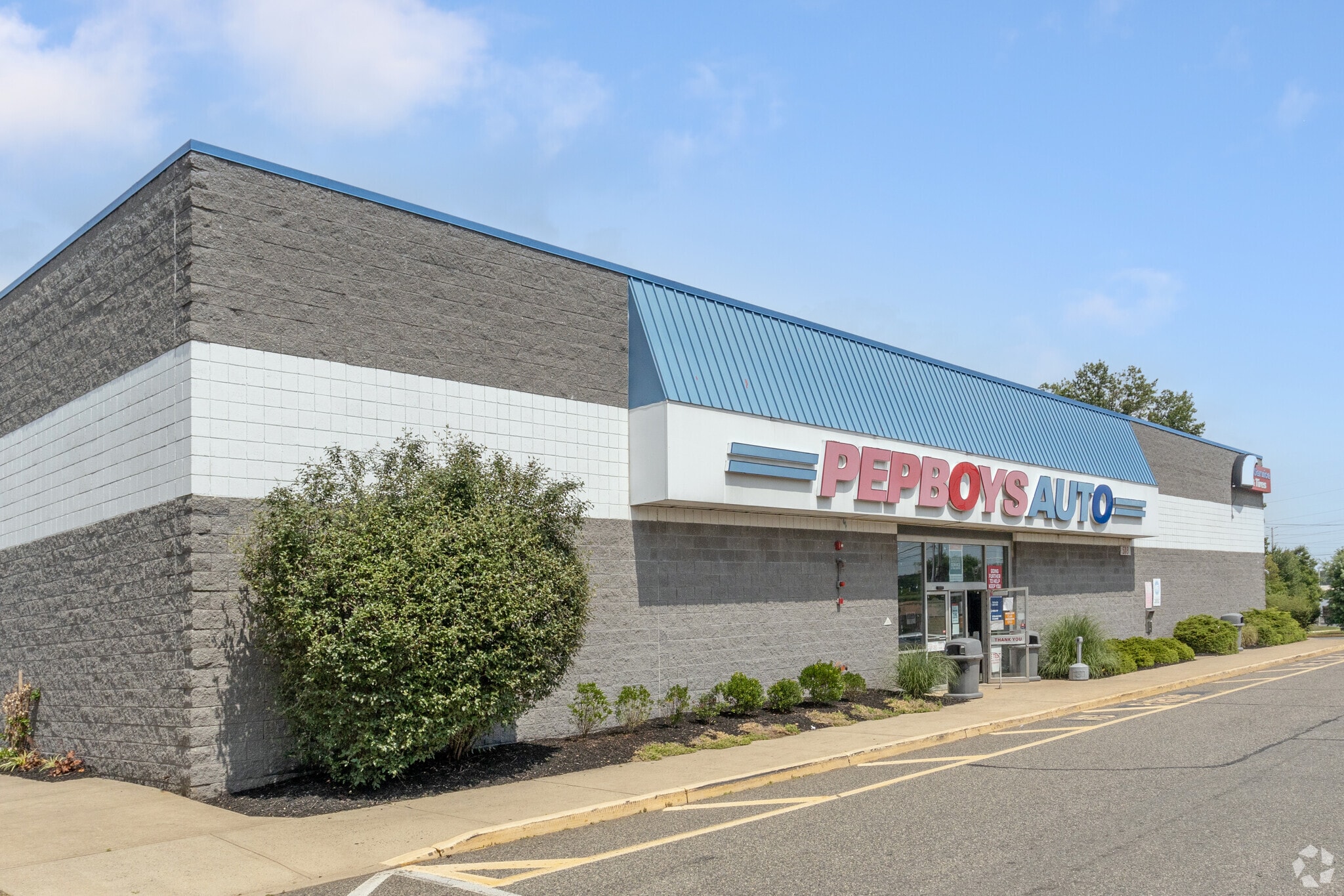 518 Old Post Rd, Edison, NJ for Rent