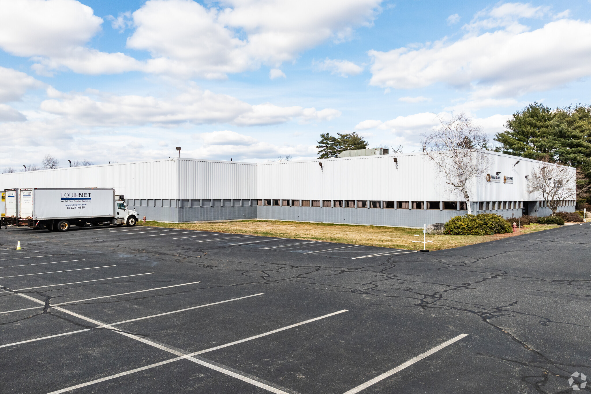 5 Dan Rd, Canton, MA for Rent