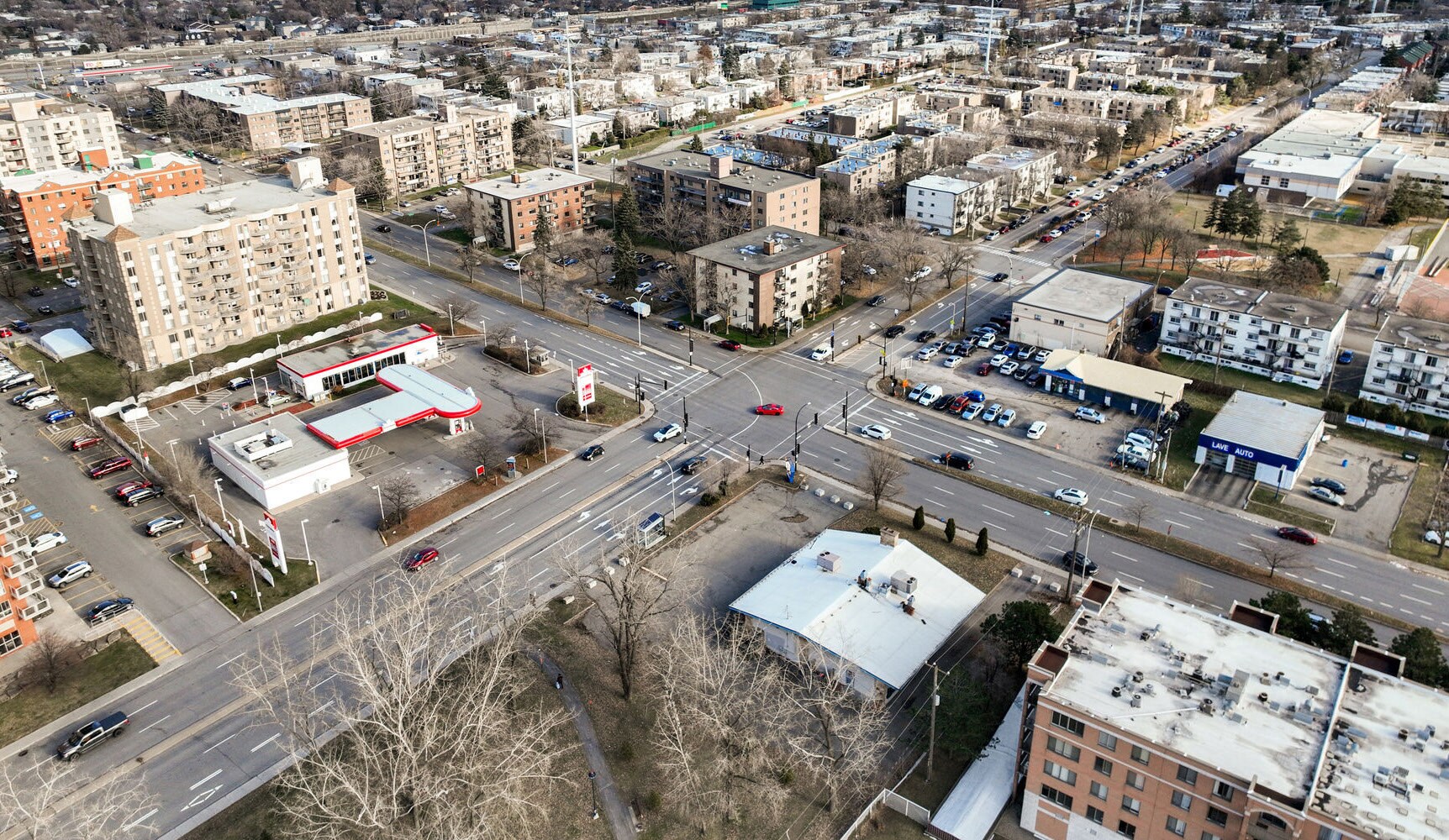 6900 Boul Des Galeries D, Montréal, QC for Sale