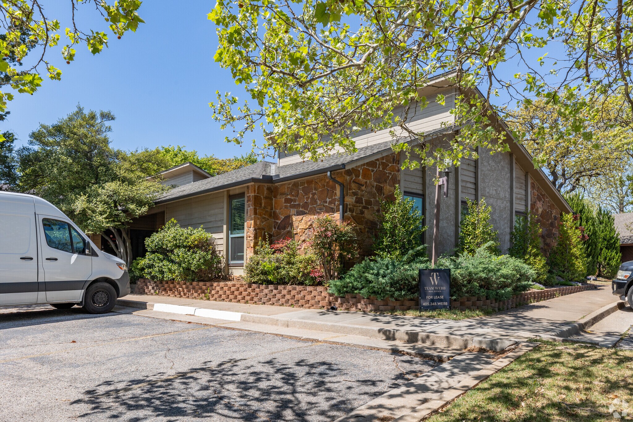 1600 E 19th St, Edmond, OK for Rent