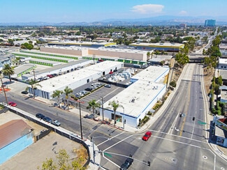 Santa Ana, CA Warehouse - 115-117 N Standard Ave
