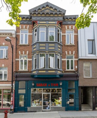 Québec, QC Retail - 145-151 Rue Saint-Joseph E