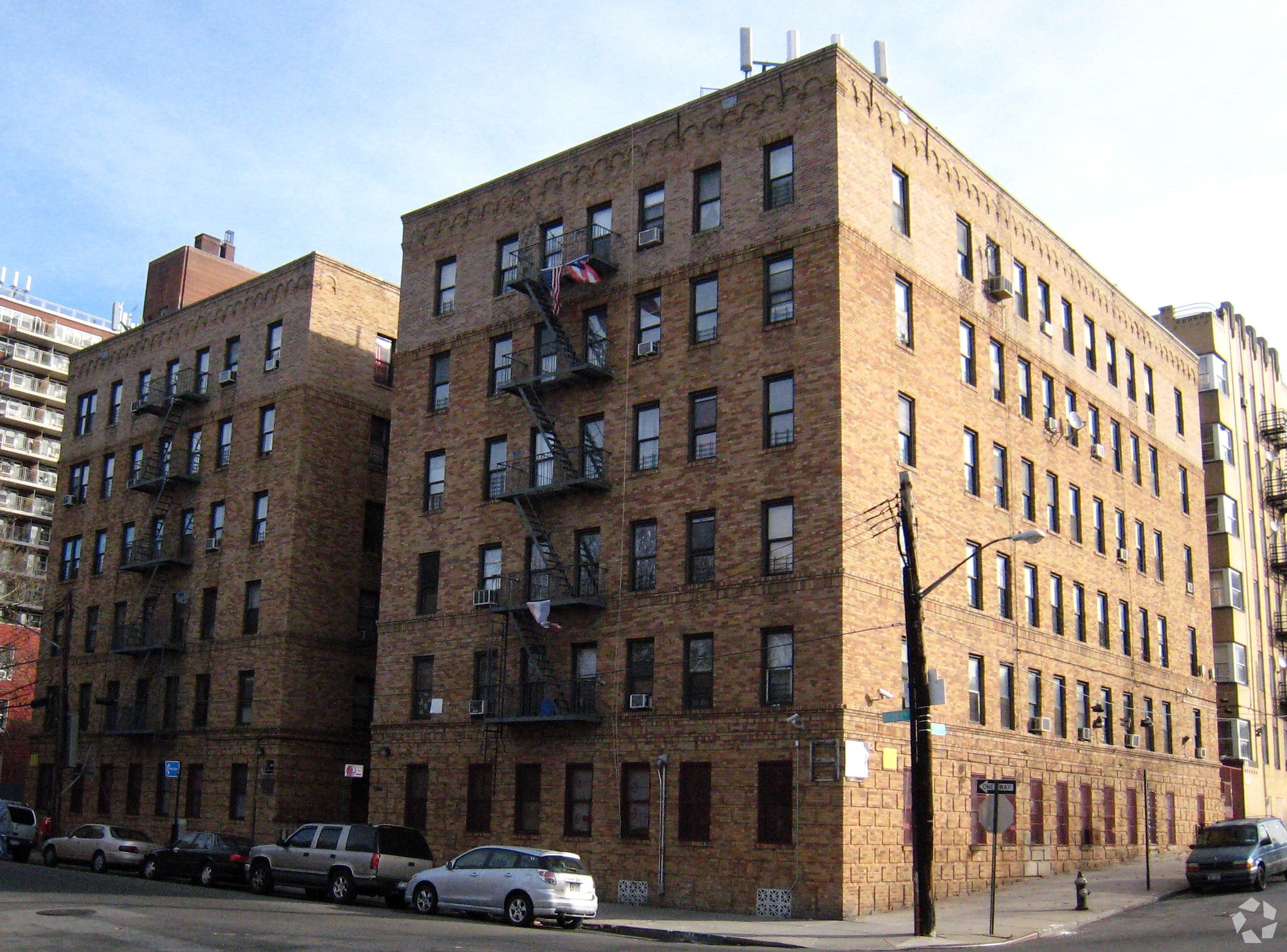 3534 Bronx Blvd, Bronx, NY for Sale