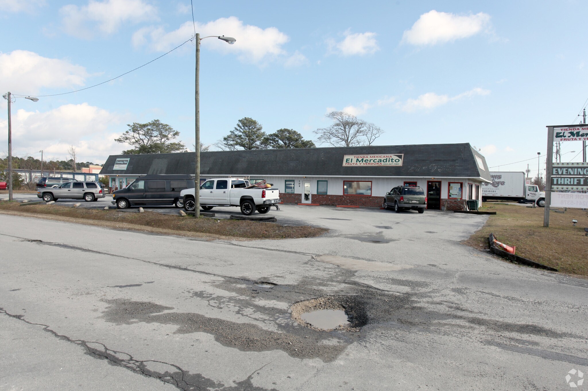 102-110 Industrial Dr, Newport, NC for Rent