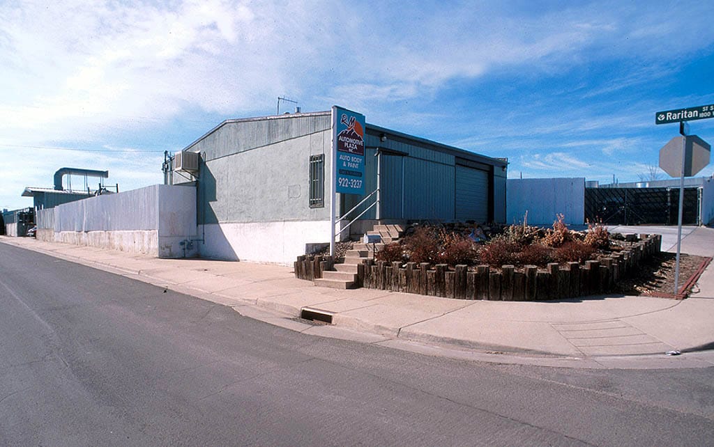 2401 S Raritan St, Englewood, CO for Sale