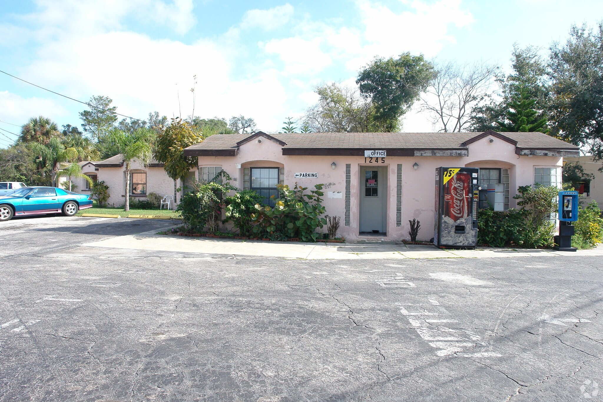1245 Ridgewood Ave, Daytona Beach, FL for Sale