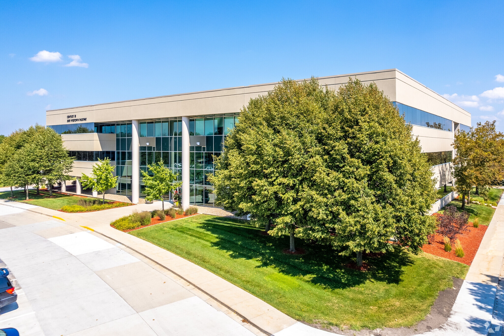2600 Westown Pky, West Des Moines, IA for Rent