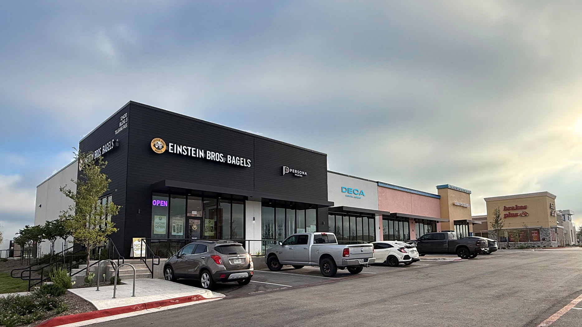 Las Entradas North, Manor, TX for Sale
