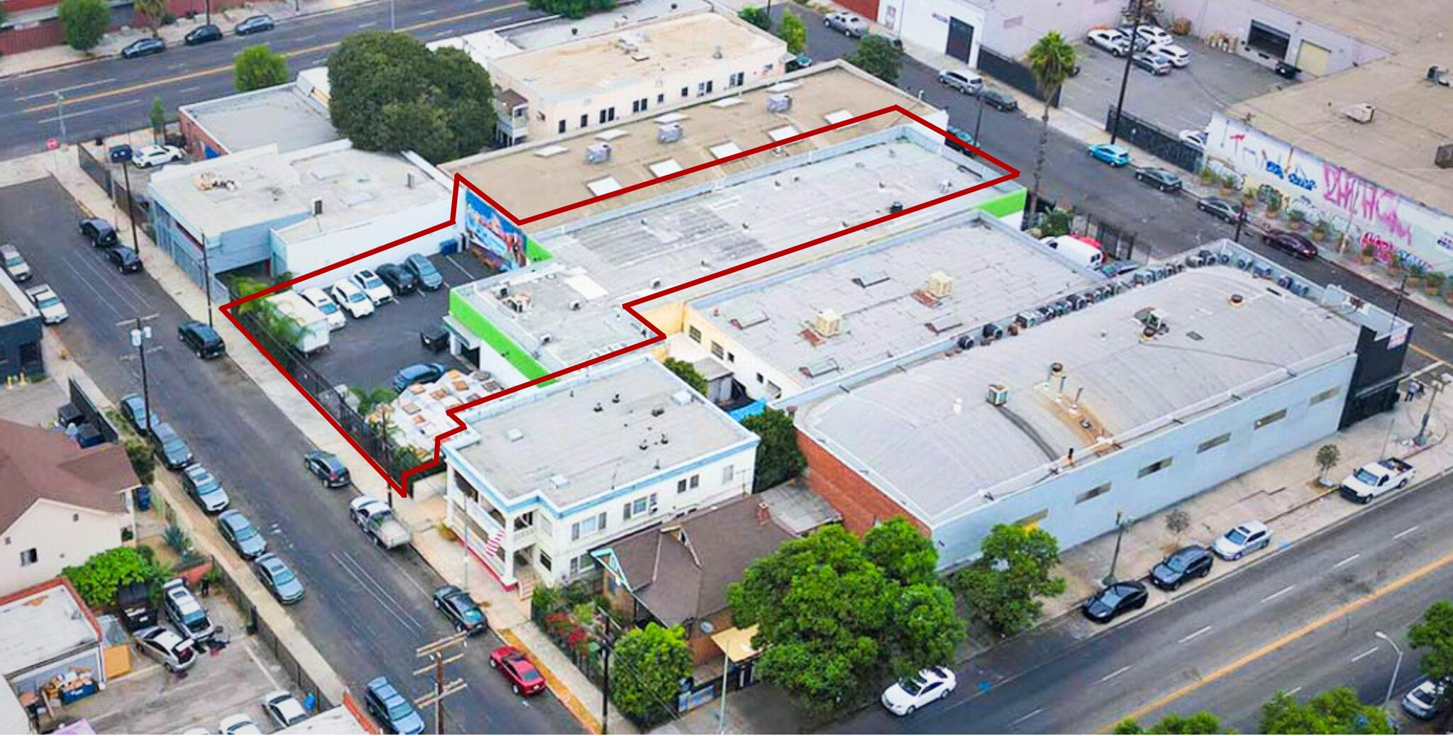 151 W 33rd St, Los Angeles, CA for Sale