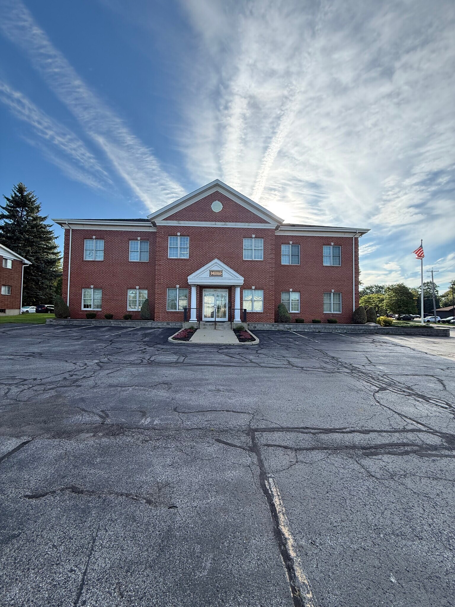 5665 S Transit Rd, Lockport, NY for Rent