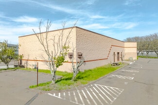 North Haven, CT Office - 10 Middletown Ave