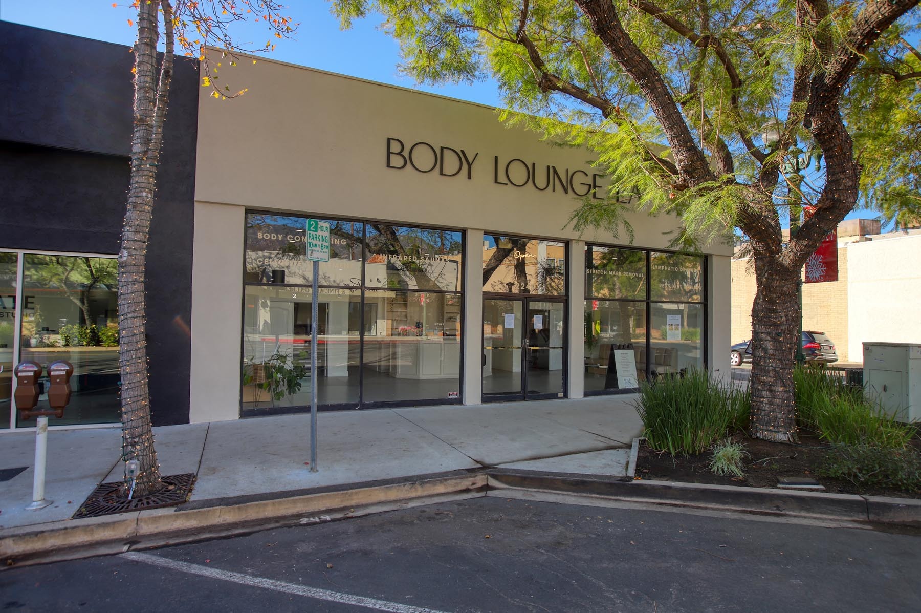 2240 Honolulu Ave, Montrose, CA for Sale