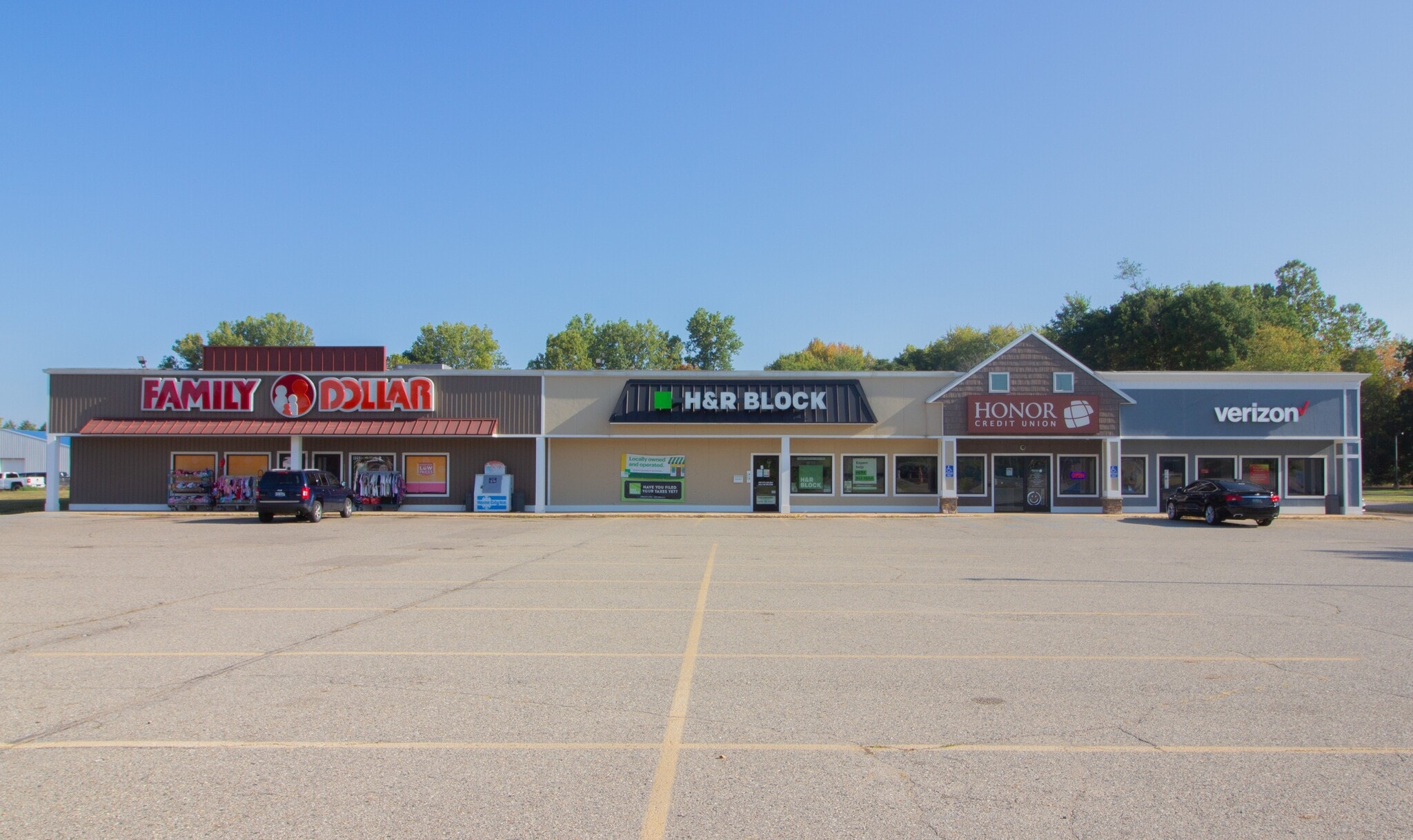 1253 Lincoln Rd, Allegan, MI for Sale