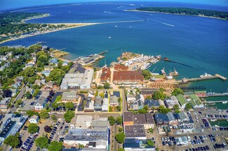 Greenport, NY Storefront Retail/Residential - 200 Main St