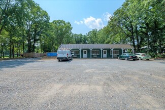 Jackson, NJ Storefront Retail/Office - 420 Chandler Rd