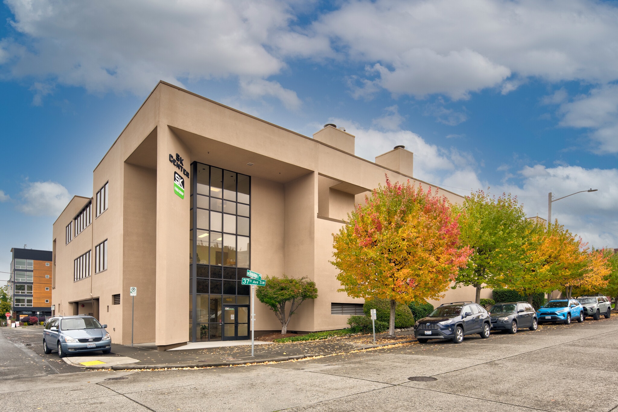 4600 37th Ave SW, Seattle, WA for Sale