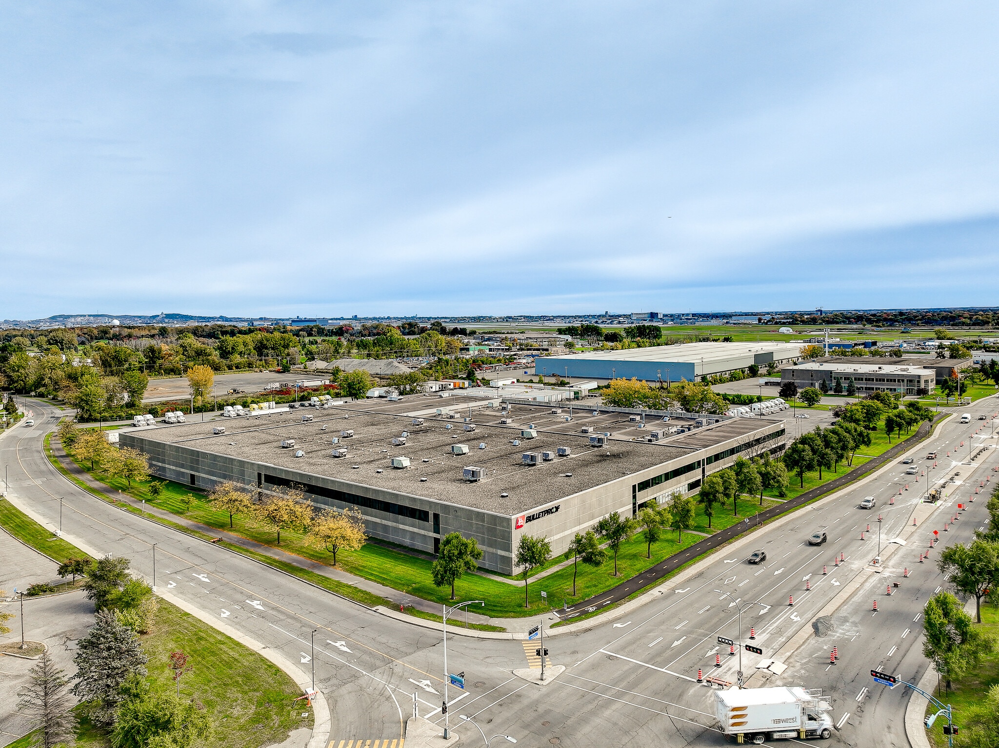 2001 Boul Des Sources, Pointe-claire, QC for Rent