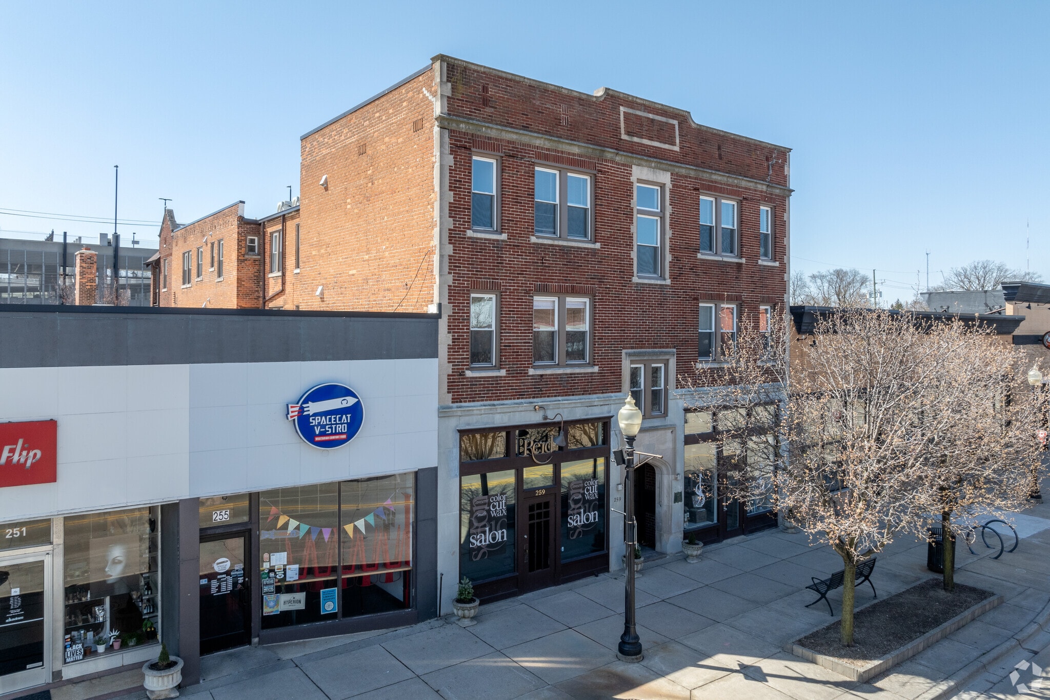 259-263 W 9 Mile Rd, Ferndale, MI for Sale