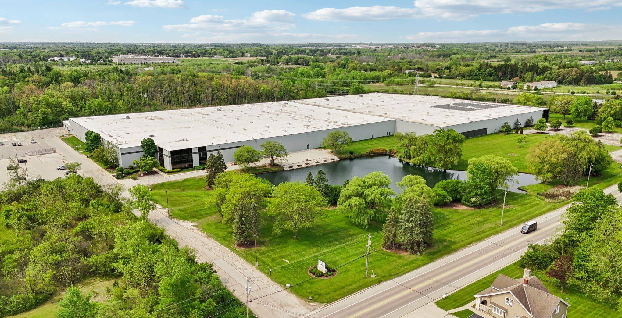 5201-5401 W Donges Bay Rd, Mequon, WI for Rent