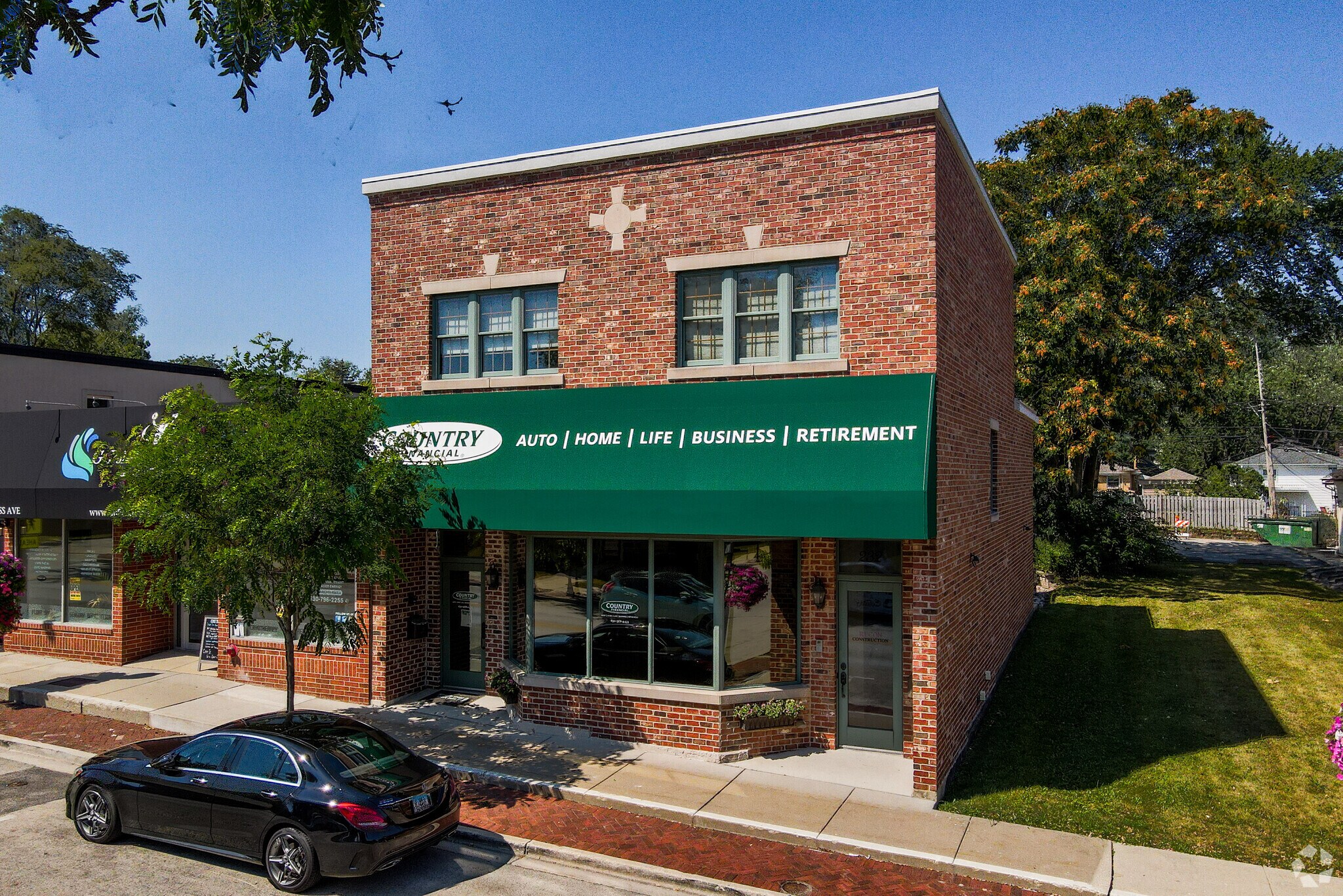 232 N Cass Ave Westmont, IL 60559 Retail Property for Lease on