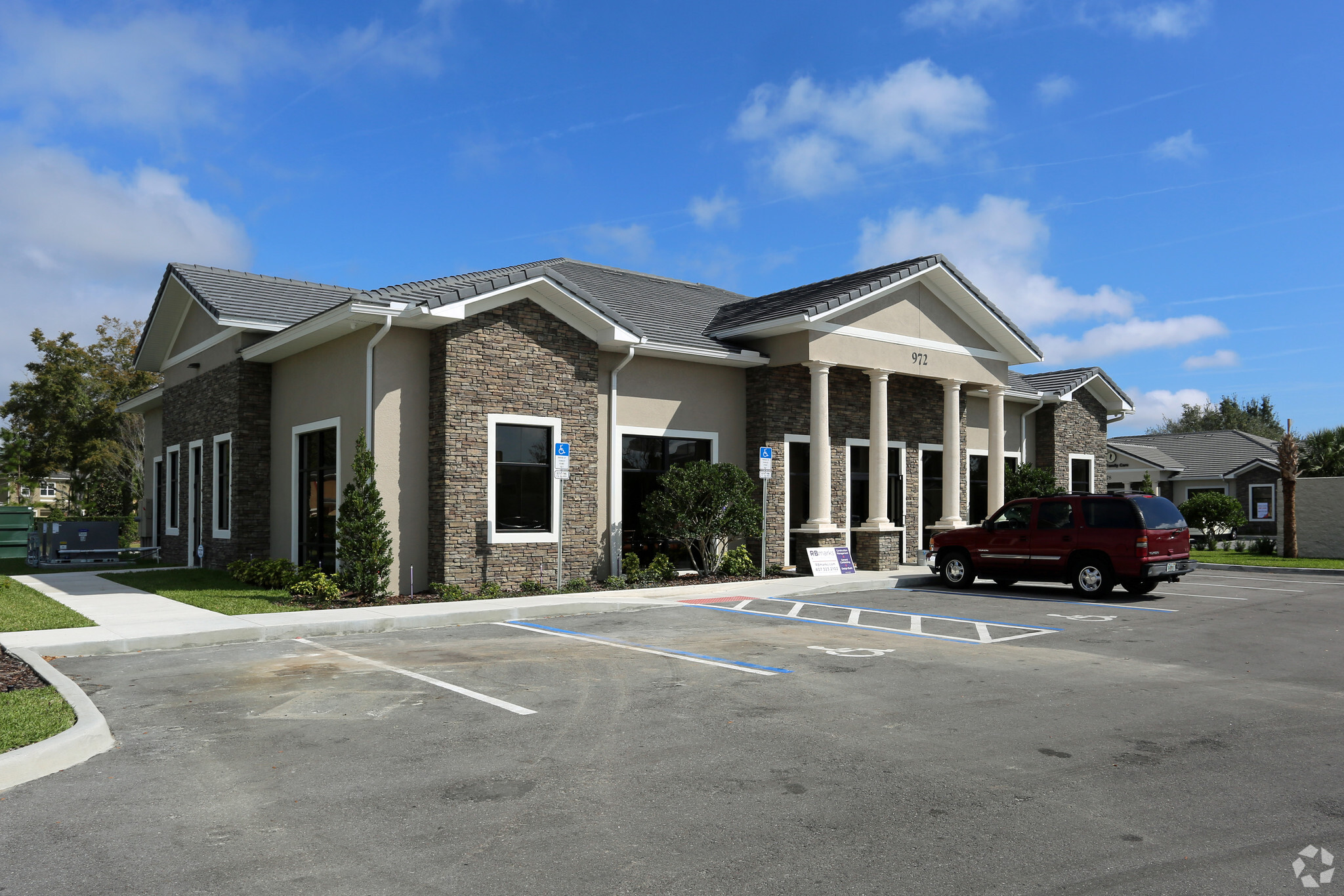 972 International Pky, Lake Mary, FL for Rent