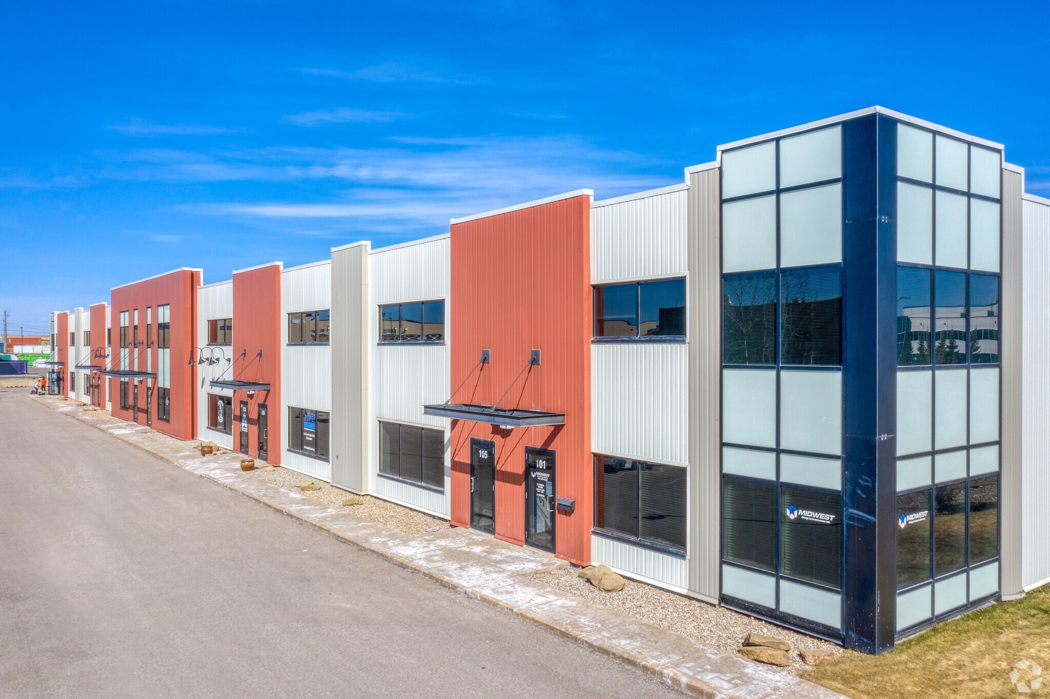 4800 104th Ave SE, Calgary, AB for Rent