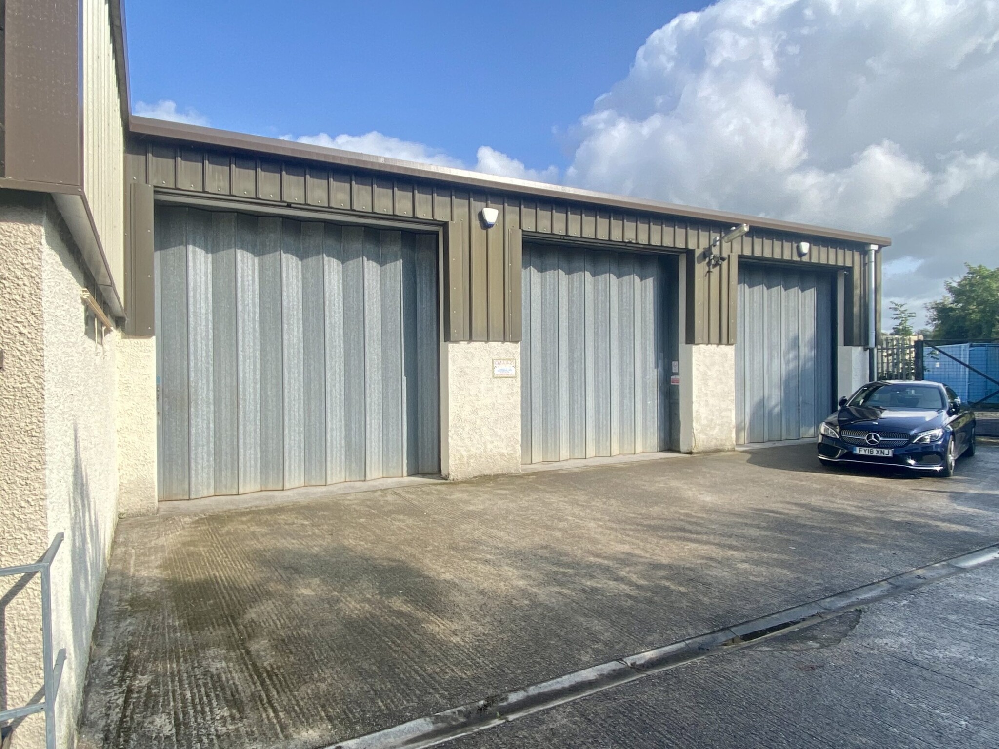 Lincoln Way, Clitheroe, LAN for Rent