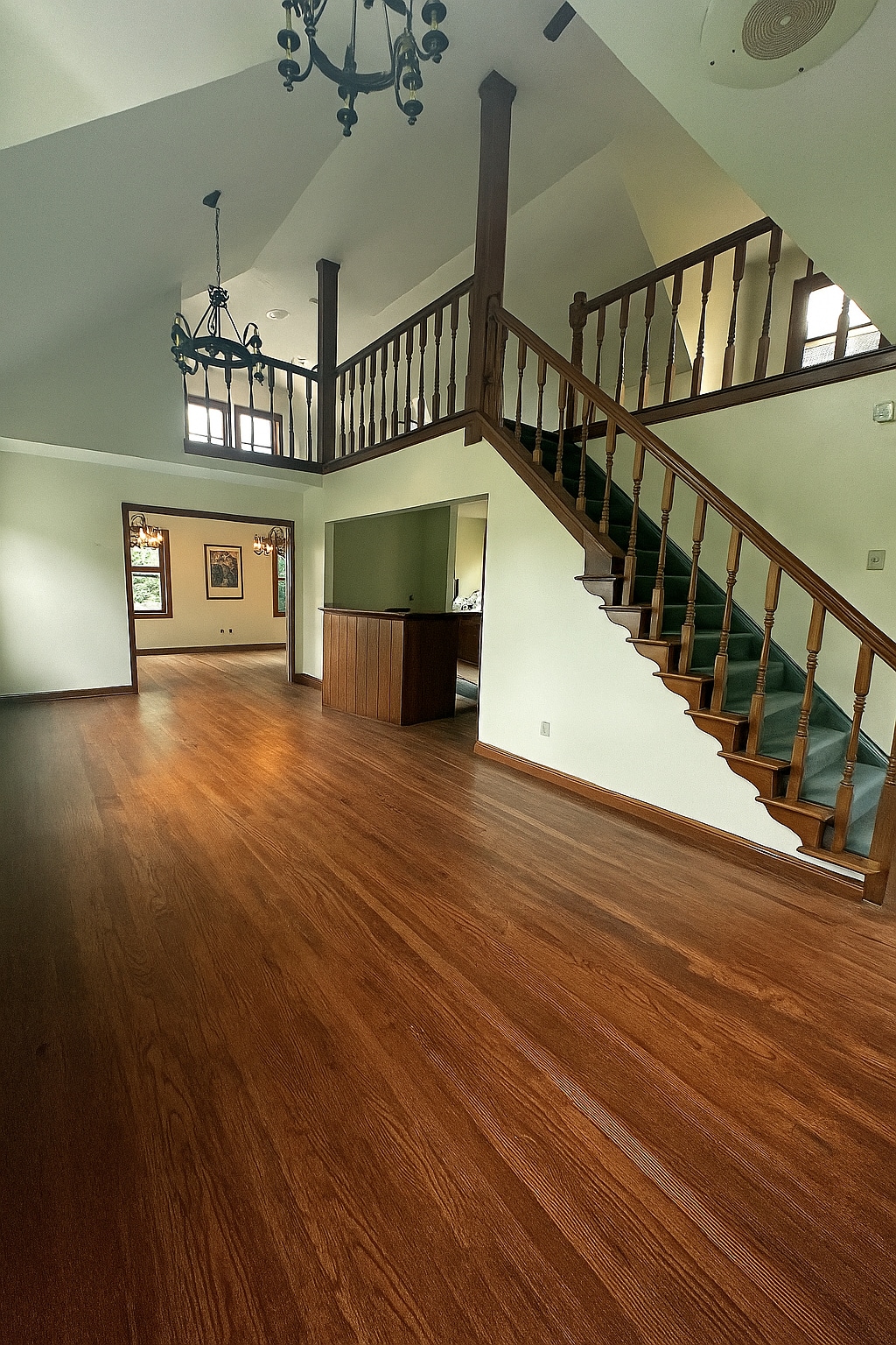 7864 Mayfield Rd, Chesterland, OH for Rent